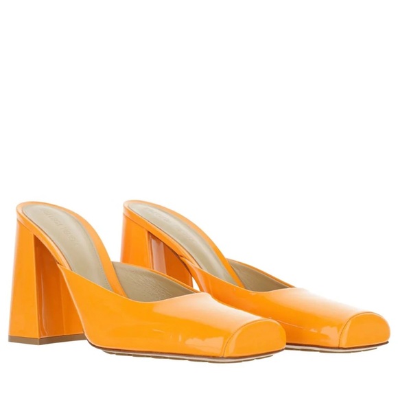 Bottega Veneta Tower Square-Toe Slip-On Pumps - Picture 2 of 13